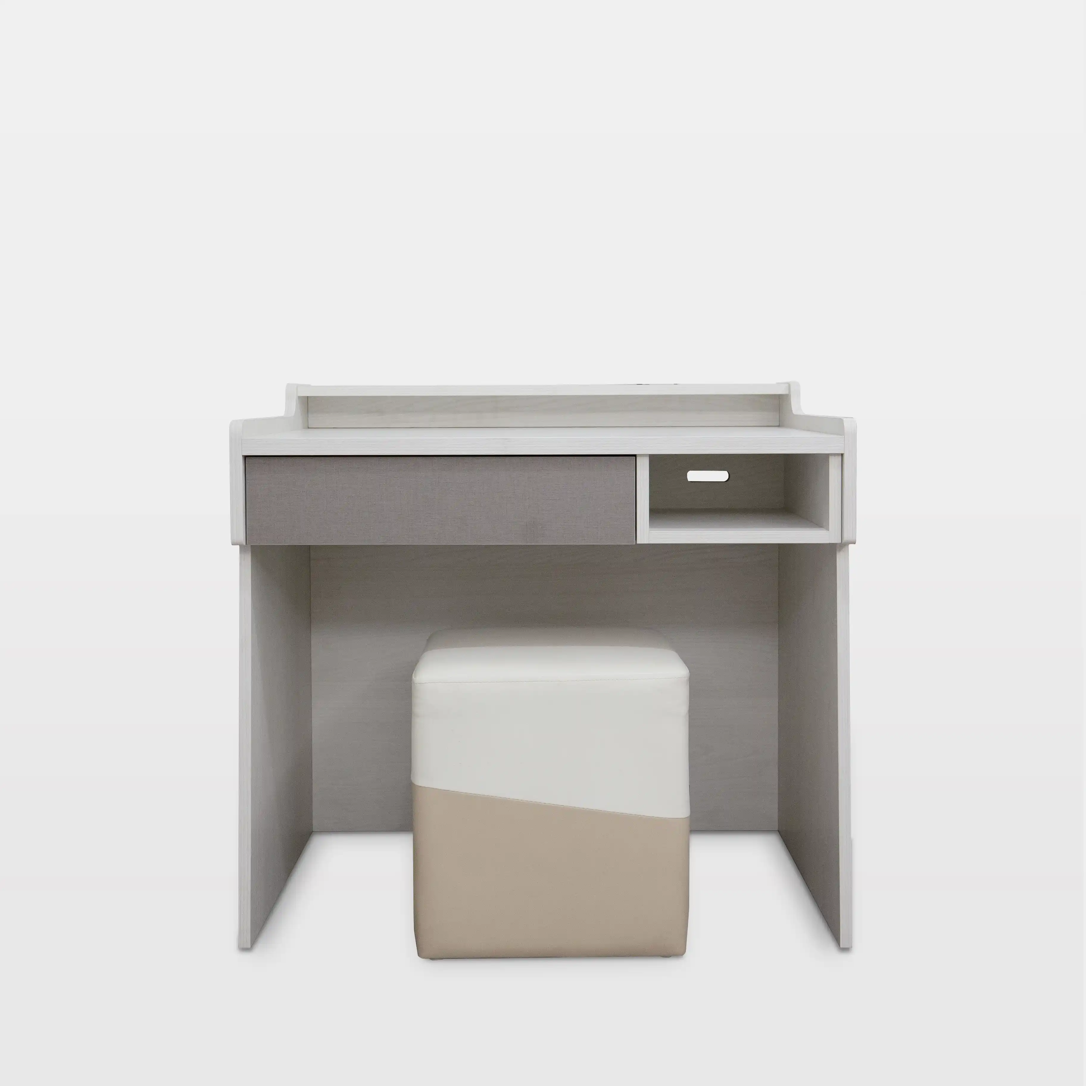 小寶優居 | 靜思書桌